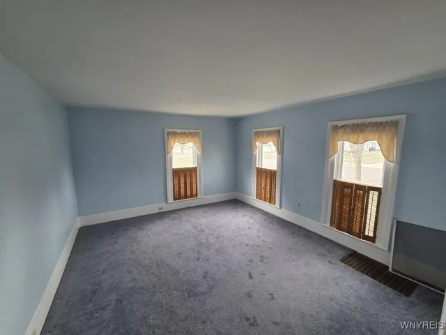 $40,000 | 51 South Street, Le Roy, NY 14482