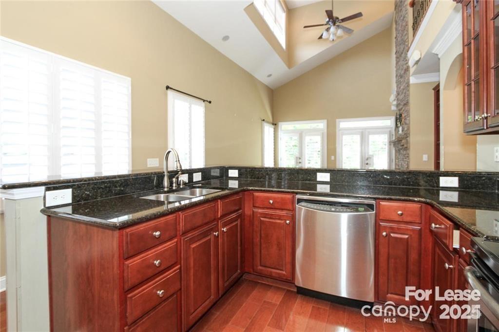 405 Halyard Lane Tega Cay, SC 29708 - Photo 14 of 40