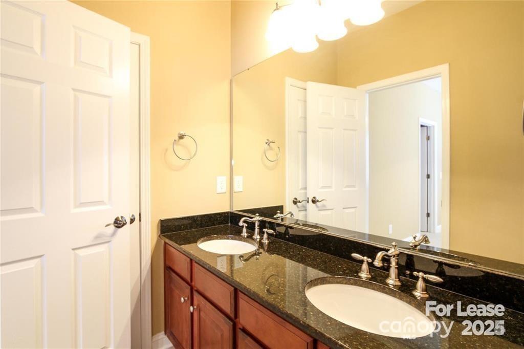 405 Halyard Lane Tega Cay, SC 29708 - Photo 31 of 40