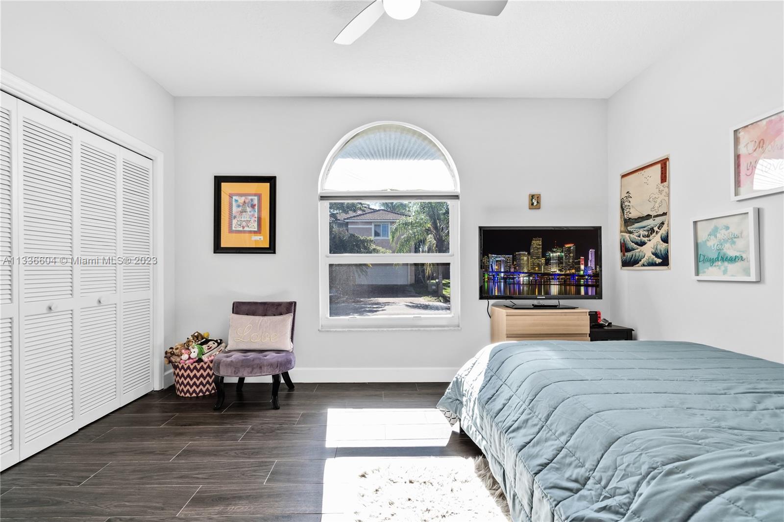 16075 Southwest 89th Avenue Road Palmetto Bay, FL 33157 - Photo 22 of 37
