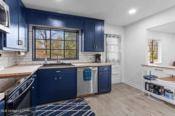 $244,900 | 1816 Douglass Drive, Jackson, MS 39211