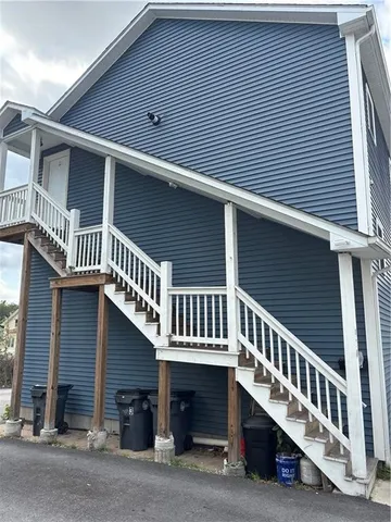 $2,000 | 970 Atwells Avenue, Unit 3, Providence, RI 02909