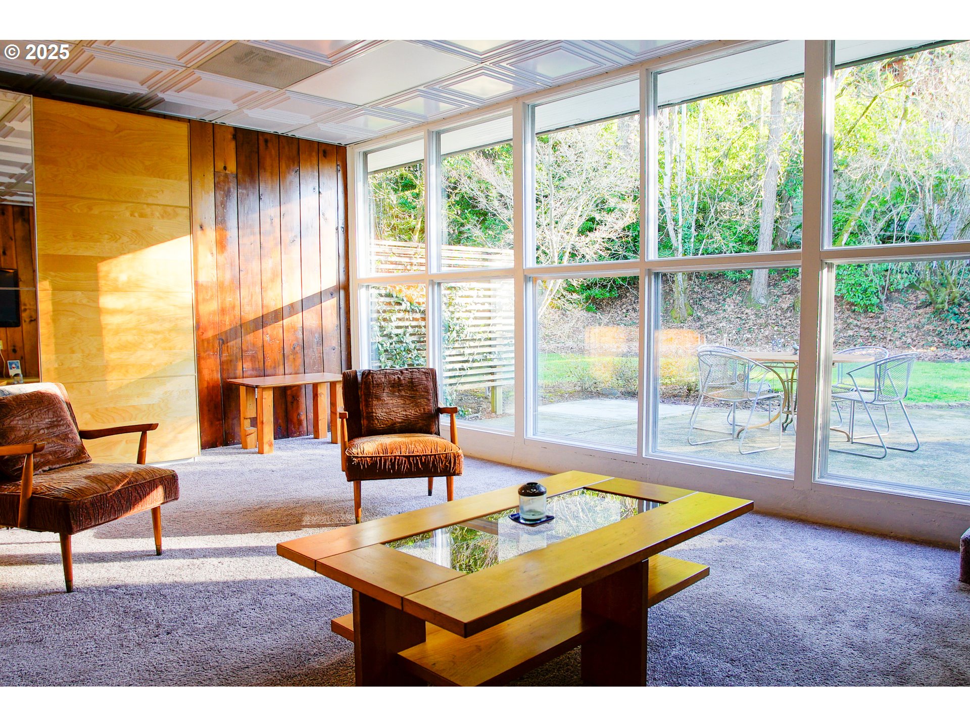 6312 Southwest Lesser Way Portland, OR 97219 - Photo 23 of 46 Family Room