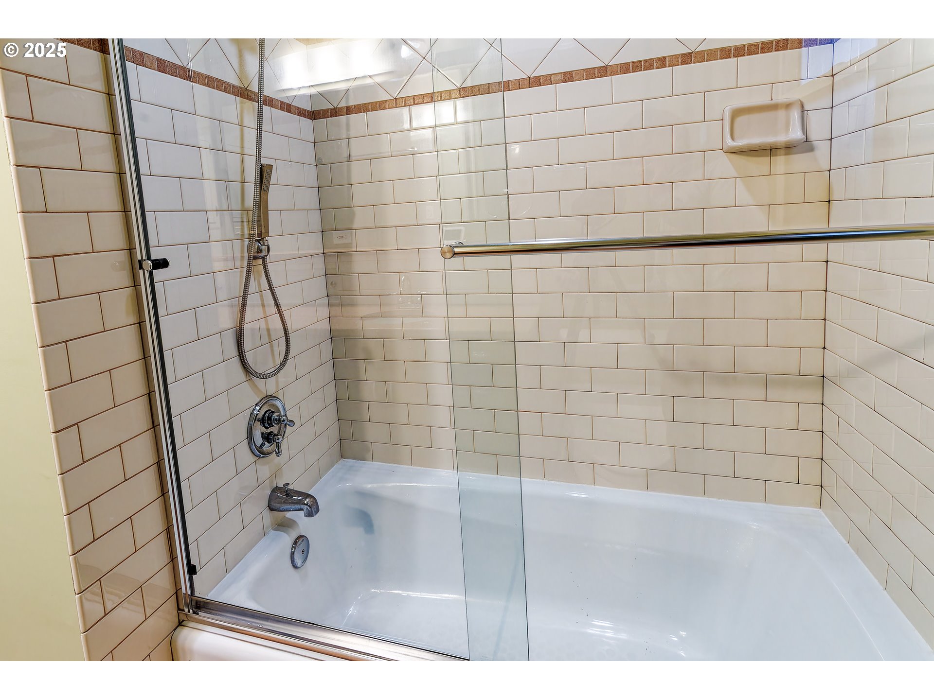 6312 Southwest Lesser Way Portland, OR 97219 - Photo 36 of 46 Gallery Image 36