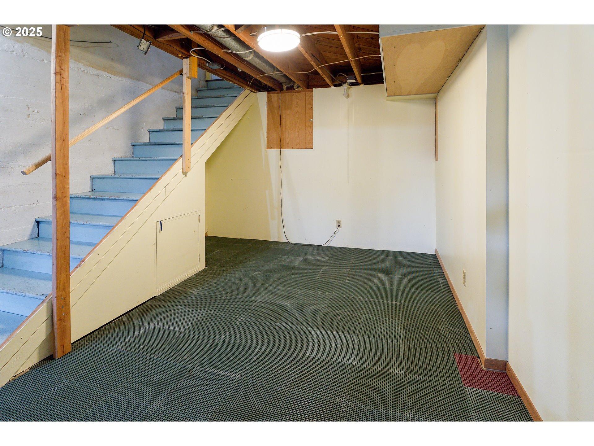 6312 Southwest Lesser Way Portland, OR 97219 - Photo 37 of 46 Gallery Image 37