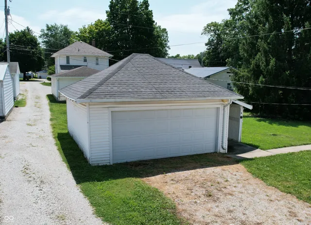 $207,000 | 305 Harrison Street, Darlington, IN 47940