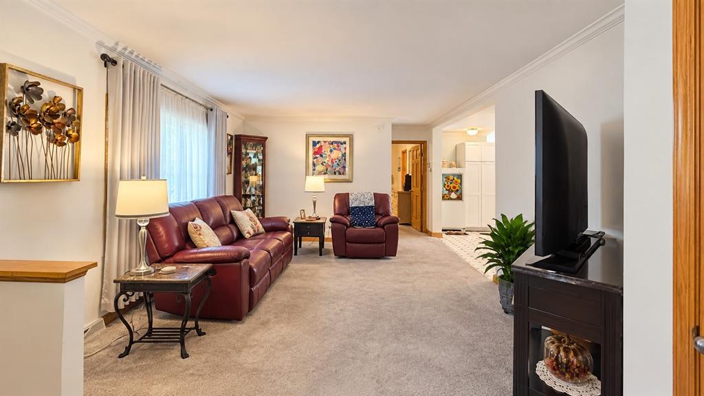 200 Falcon Lane Apollo, PA 15613 - Photo 3 of 13 Gallery Image 3