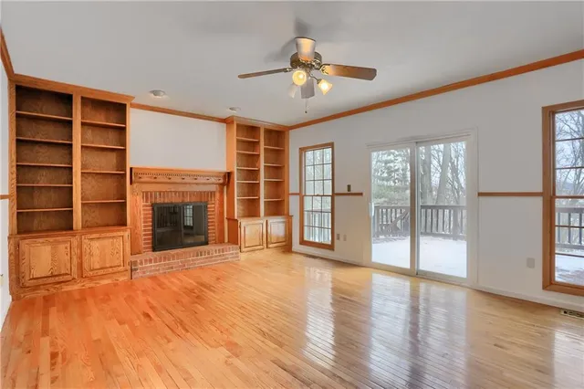 $550,000 | 704 Helen Court, Cranberry Township, PA 16066