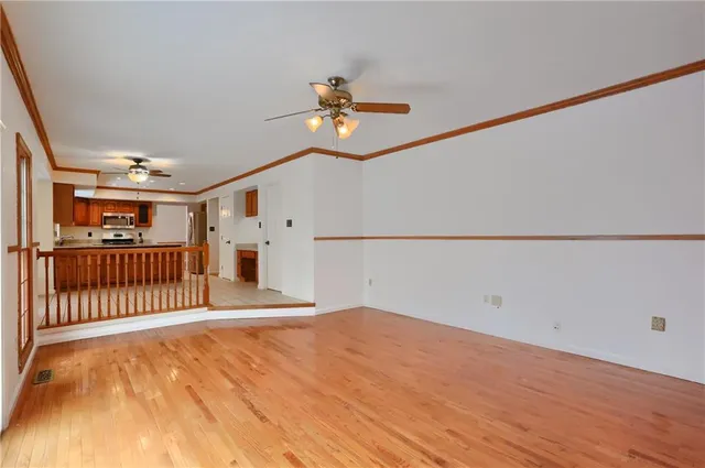 $550,000 | 704 Helen Court, Cranberry Township, PA 16066