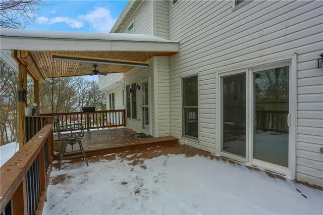 $550,000 | 704 Helen Court, Cranberry Township, PA 16066