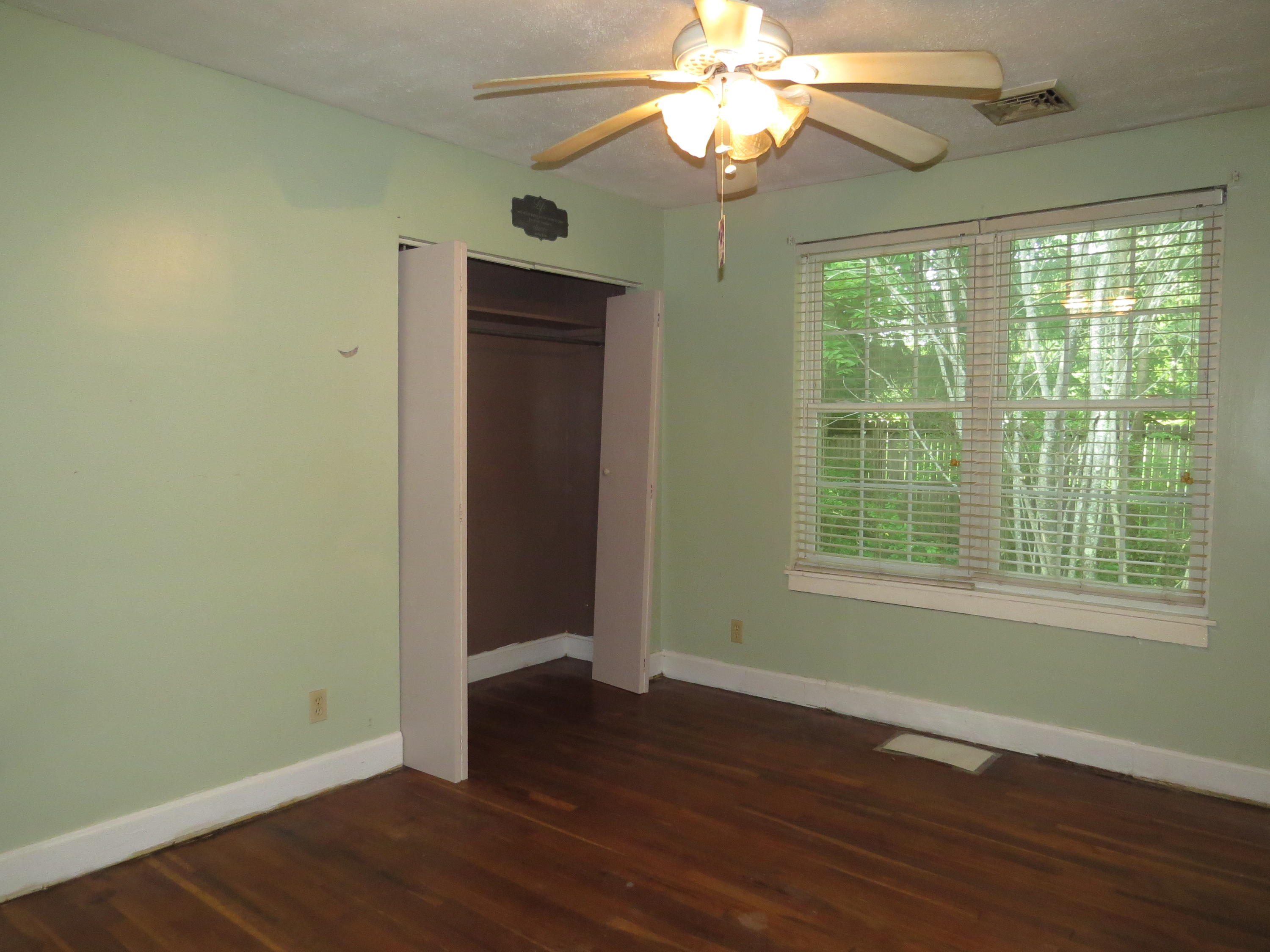 307 Birchfield Road Wise, VA 24293 - Photo 32 of 48 IMG_9996