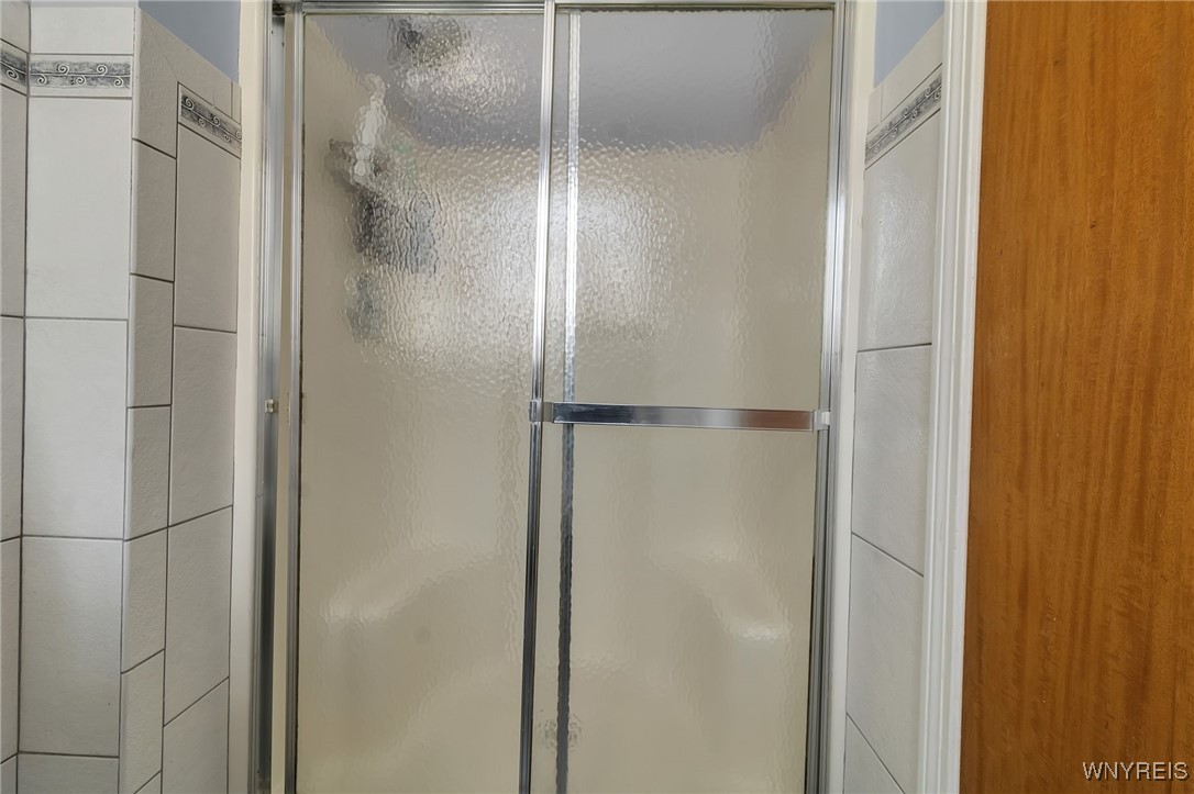 66 Devonshire Road Buffalo, NY 14223 - Photo 19 of 50