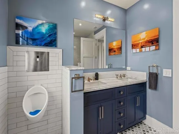 $25,000 | 1027 G Avenue, Coronado, CA 92118