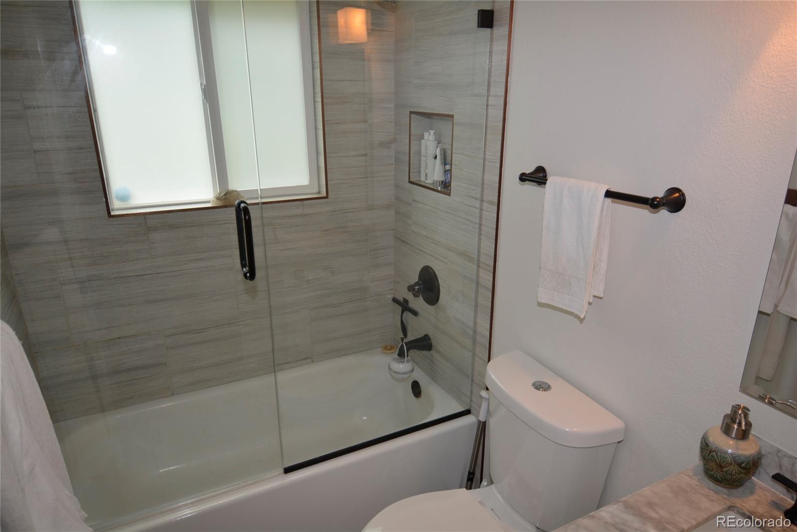 4975 Howell Street, Unit B Golden, CO 80403 - Photo 9 of 22