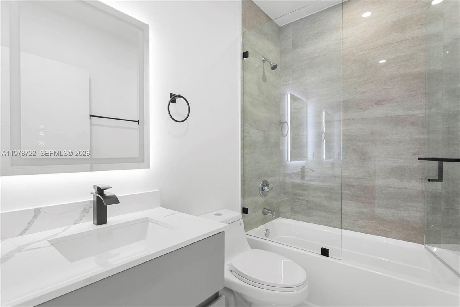 3430 Southwest 2nd Street Miami, FL 33135 - Photo 13 of 34