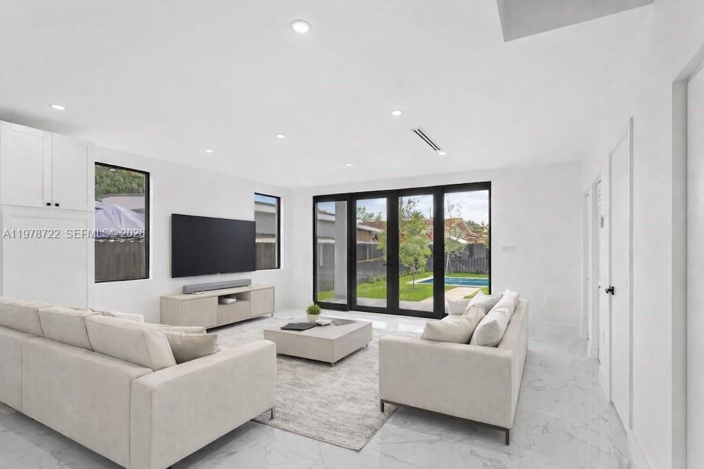 3430 Southwest 2nd Street Miami, FL 33135 - Photo 10 of 34