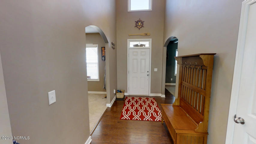 313 Echo Ridge Road Swansboro, NC 28584 - Photo 17 of 38 Foyer