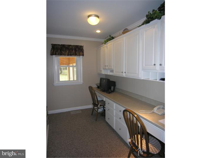 2339 Lenhart Road Colmar, PA 18915 - Photo 8 of 23 Office / Study