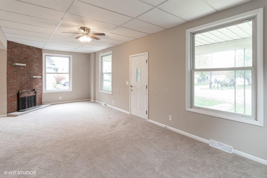 6379 Summit Road Southwest Pataskala, OH 43062 - Photo 3 of 15