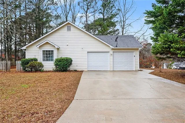 $225,000 | 1623 Elizabeth Lane, Hampton, GA 30228