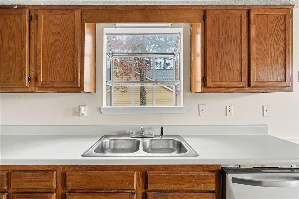 1623 Elizabeth Lane Hampton, GA 30228 - Photo 7 of 30