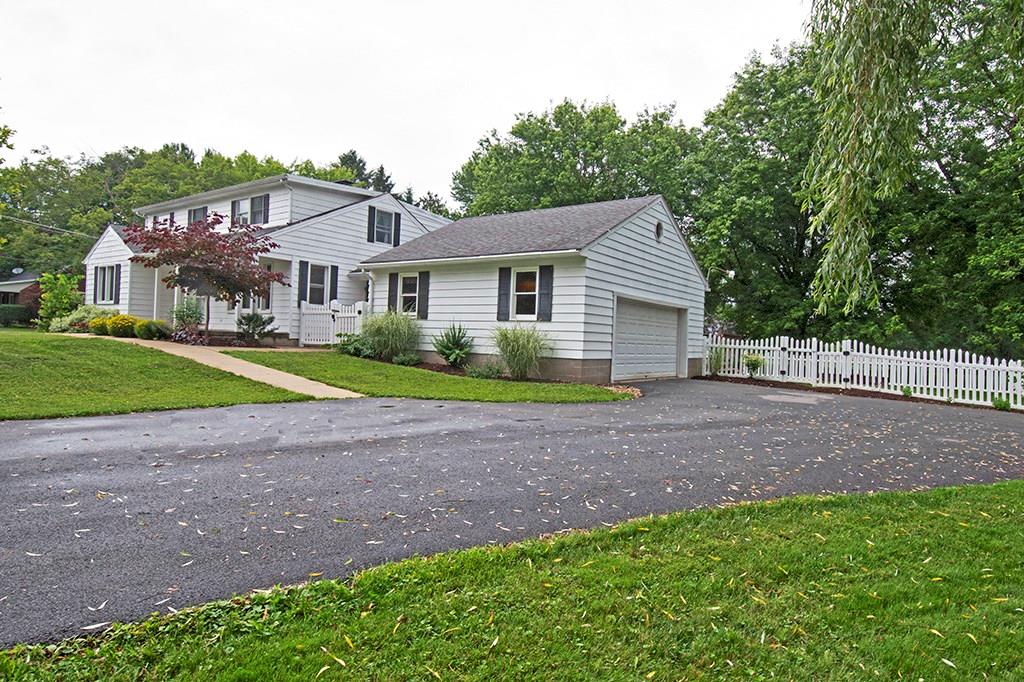459 South Eberhart Road Butler, PA 16001 - Photo 3 of 20