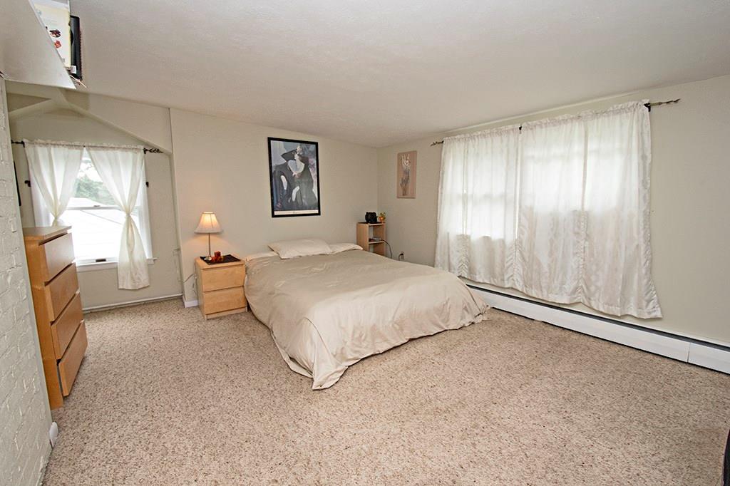 459 South Eberhart Road Butler, PA 16001 - Photo 4 of 20