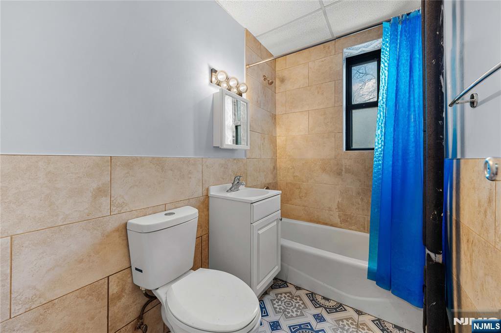 303 Hamilton Place, Unit A4 Hackensack, NJ 07601 - Photo 16 of 20