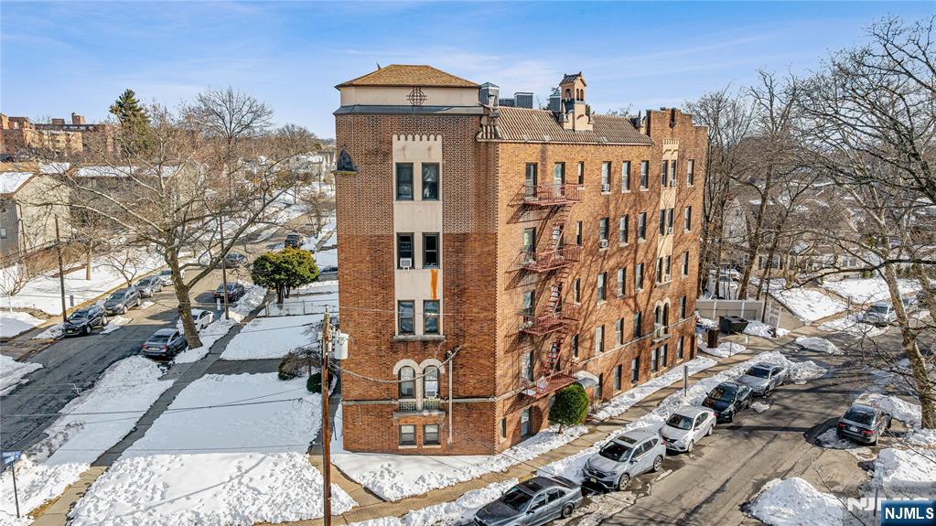 303 Hamilton Place, Unit A4 Hackensack, NJ 07601 - Photo 19 of 20