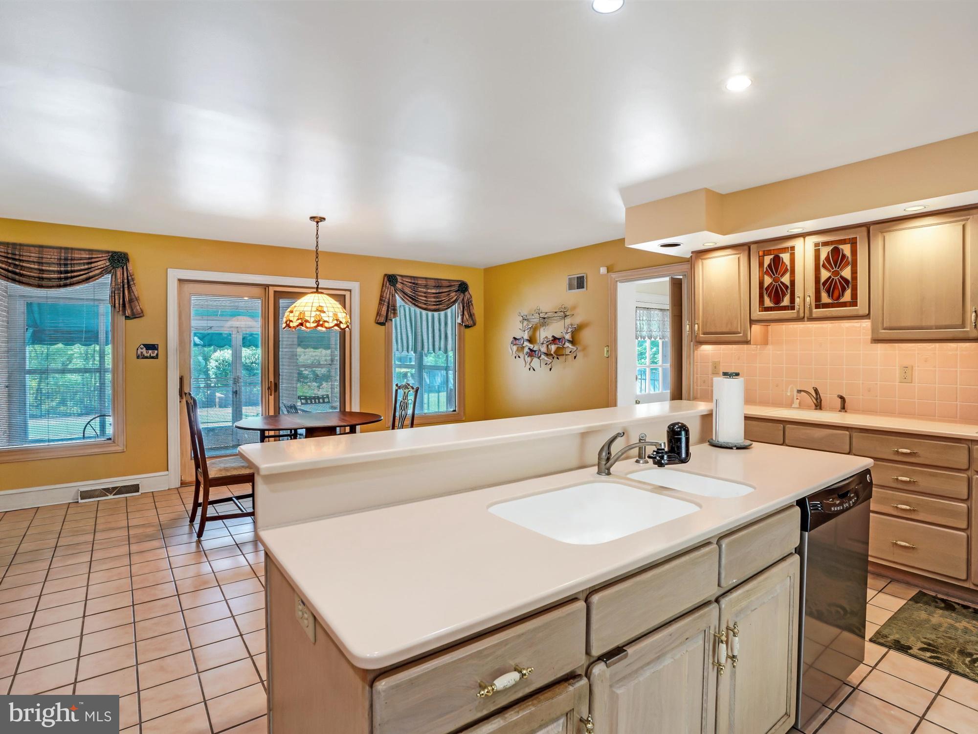 908 Penn Valley Road Media, PA 19063 - Photo 20 of 54