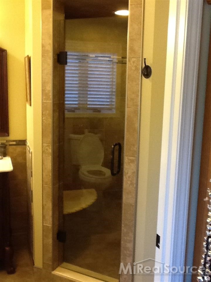 144 Kenyon Road Algonac, MI 48001 - Photo 15 of 18 Master Bath