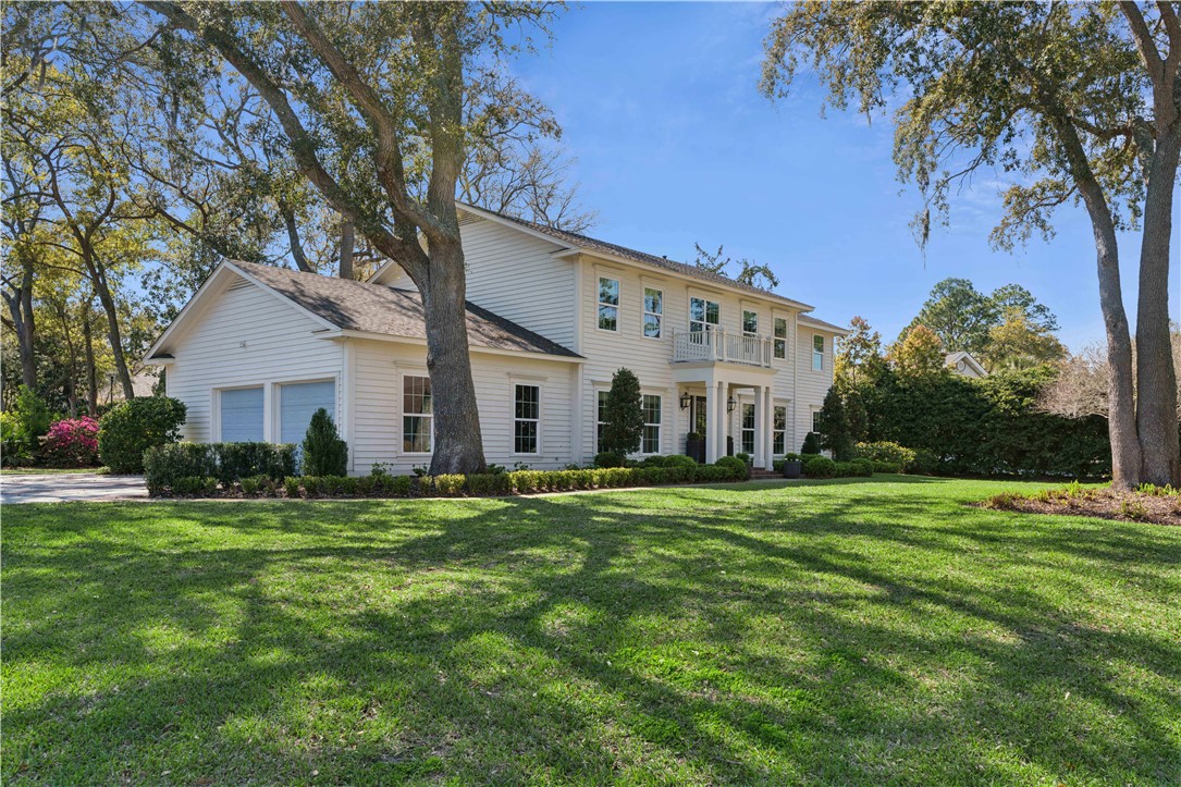 202 Carnoustie St. Simons Island, GA 31522 - Photo 3 of 40