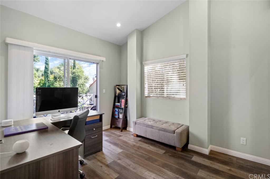 6255 Honolulu Avenue, Unit 23 Tujunga, CA 91042 - Photo 31 of 36 a workspace with furniture and a window