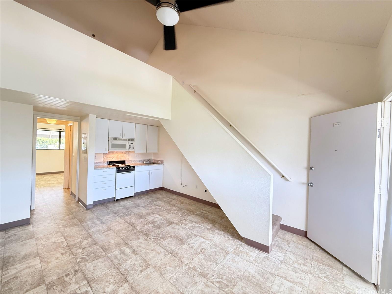 2860 Waialae Avenue, Unit 4 Honolulu, HI 96826 - Photo 1 of 16