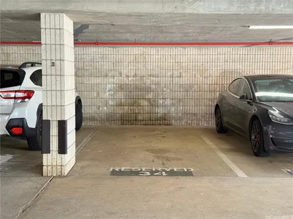 $295,000 | 2860 Waialae Avenue, Unit 4, Honolulu, HI 96826