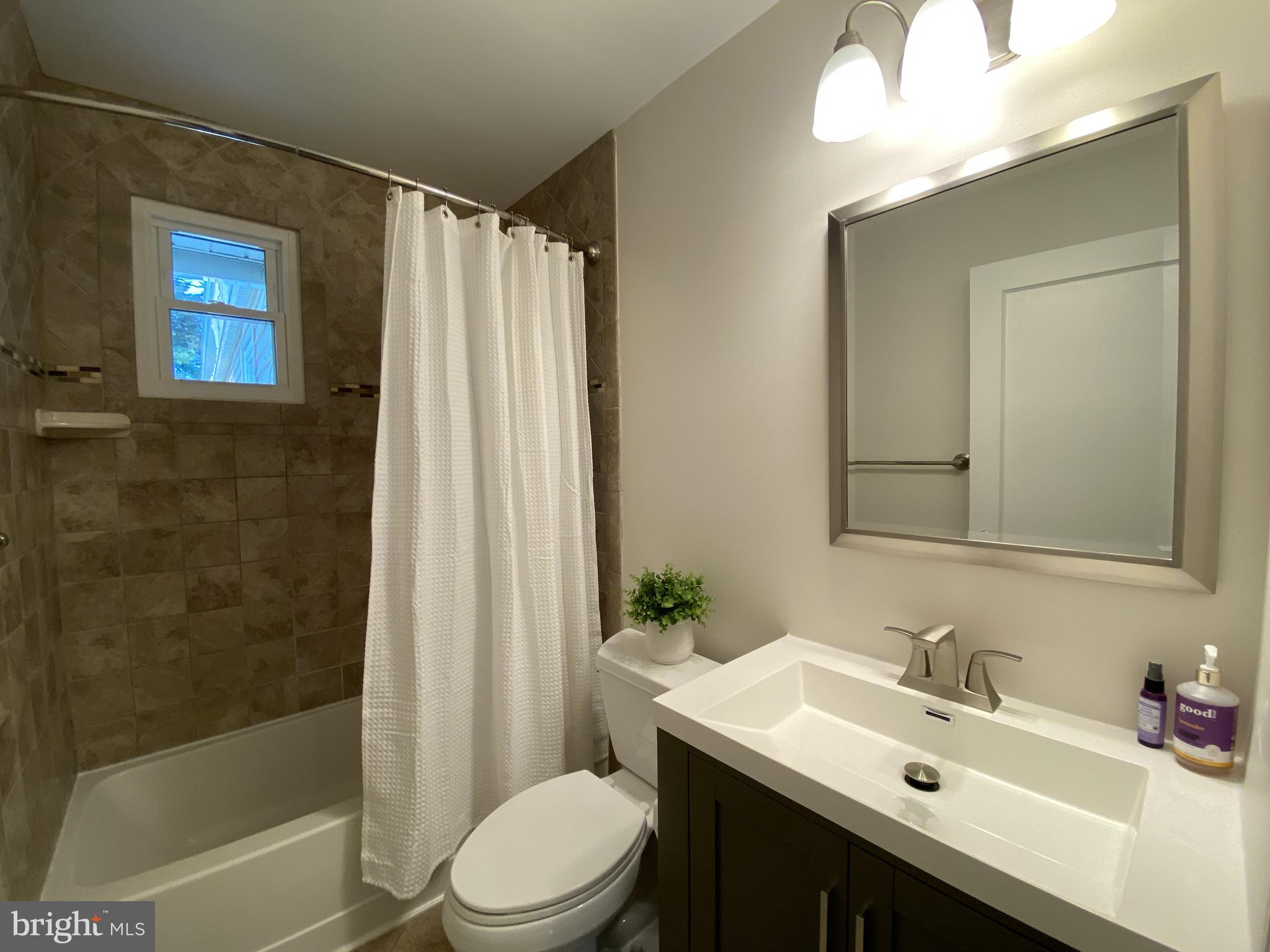 27 Rorer Avenue Hatboro, PA 19040 - Photo 13 of 20 Gallery Image 13
