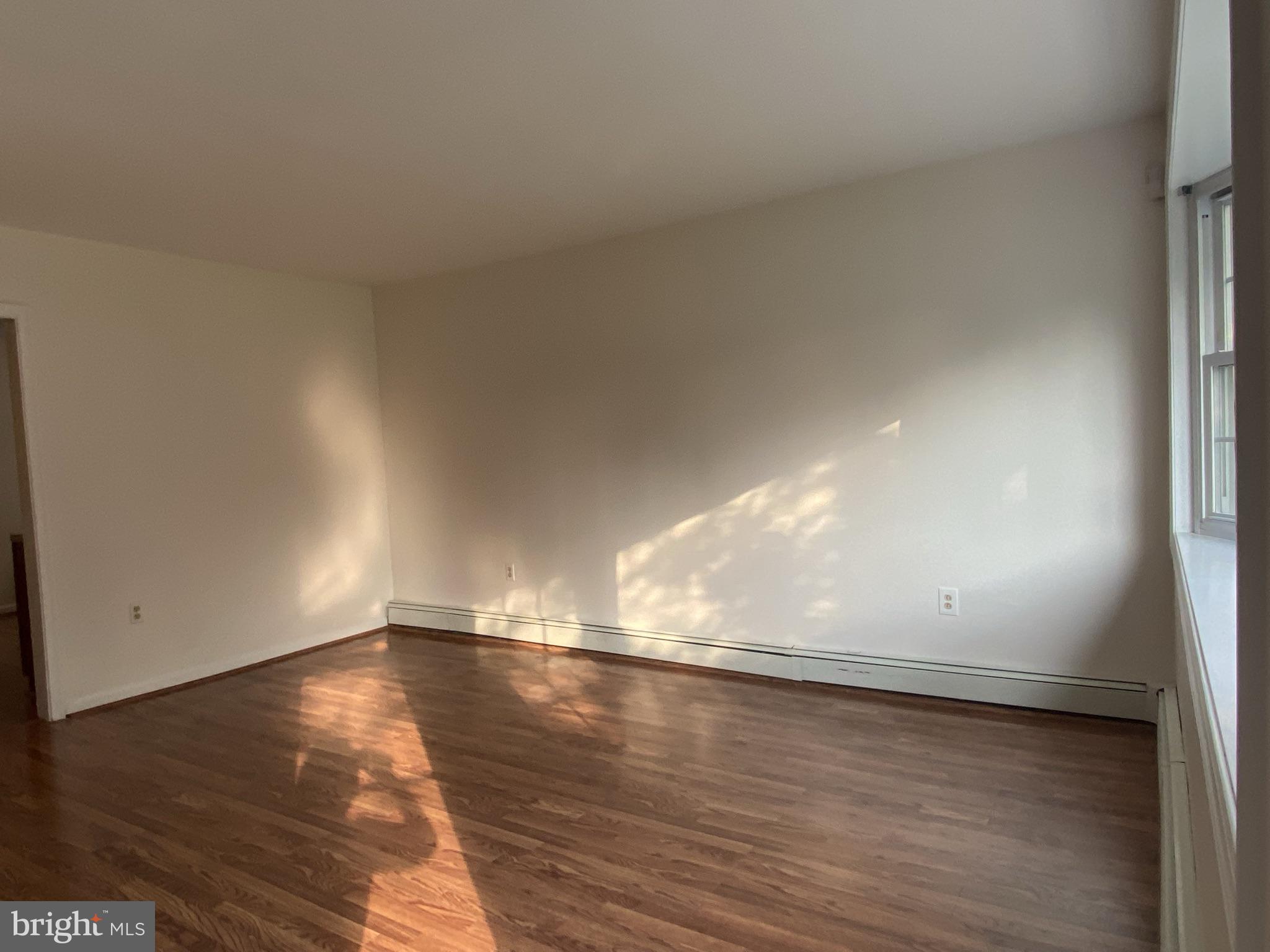 27 Rorer Avenue Hatboro, PA 19040 - Photo 5 of 20 Gallery Image 5