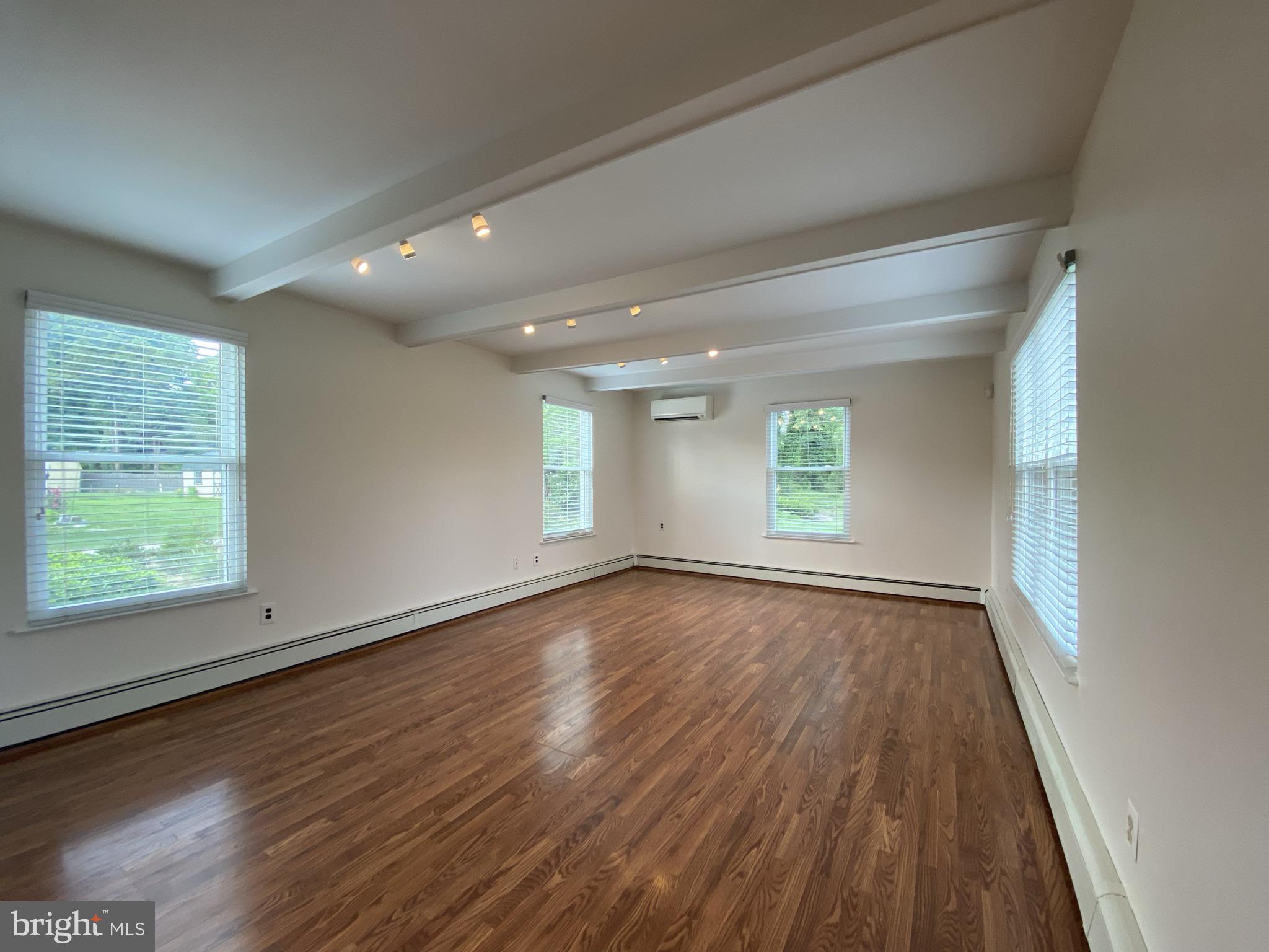 27 Rorer Avenue Hatboro, PA 19040 - Photo 9 of 20 Gallery Image 9