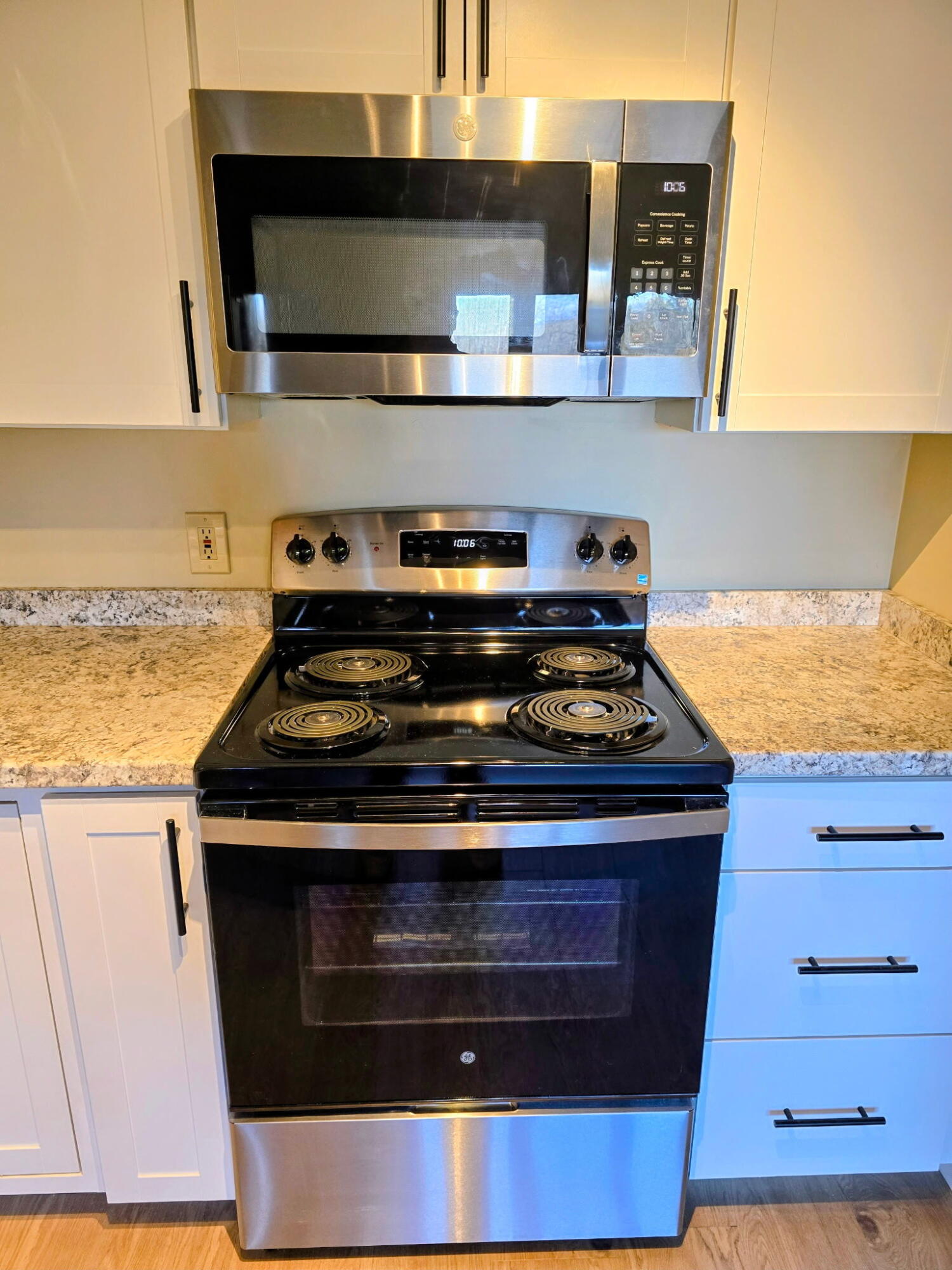 574 Main Street, Unit 111 Damariscotta, ME 04543 - Photo 3 of 18