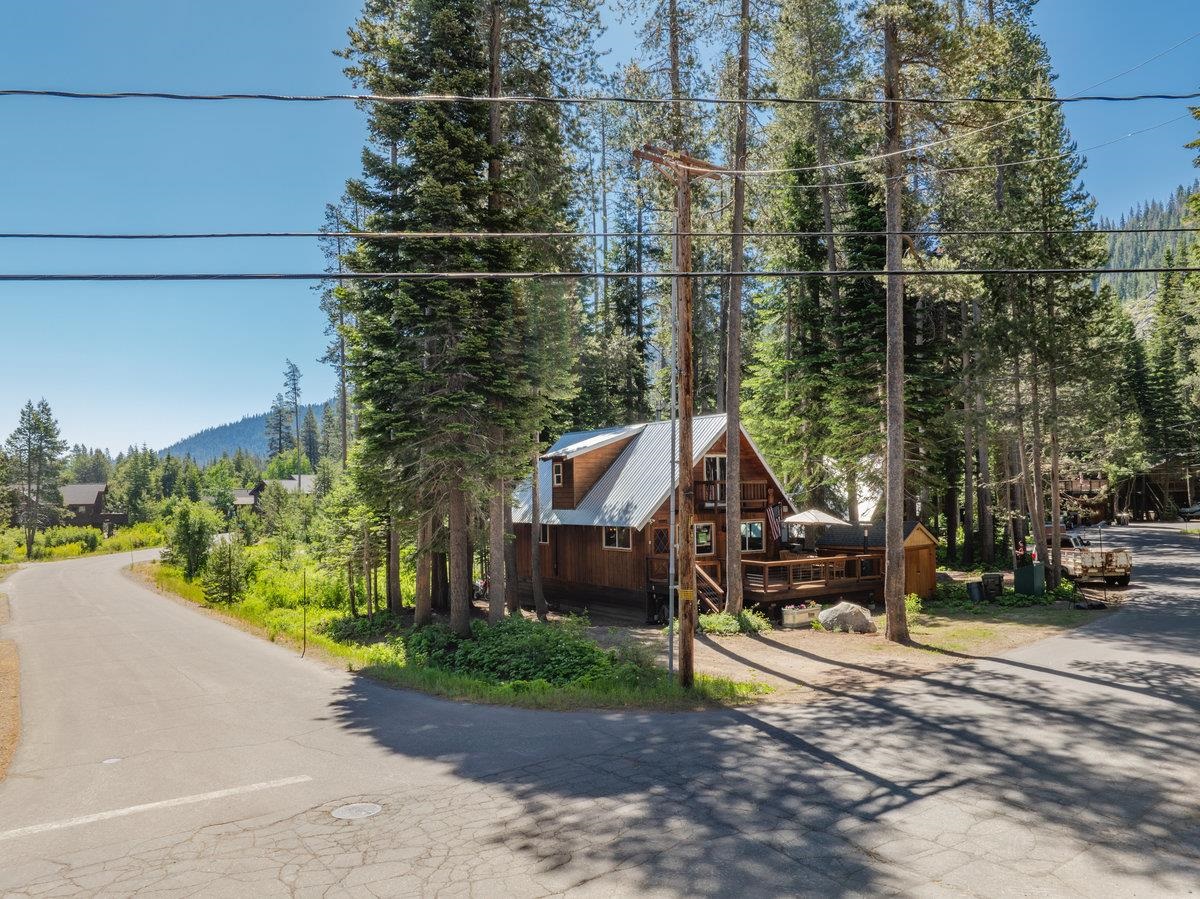 10175 Washoe Road Truckee, CA 96161 - Photo 3 of 20 a view of a park with iron fence