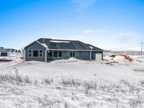 $749,900 | 1604 Torchwood Trail, De Pere, WI 54115