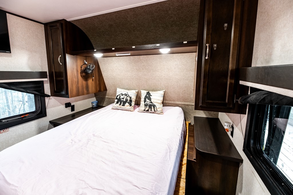 107 23rd Street Ellijay, GA 30540 - Photo 17 of 45 a close view of closet