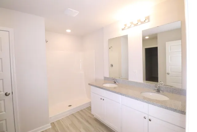 $2,300 | 3008 Jane Lane, Crestview, FL 32539