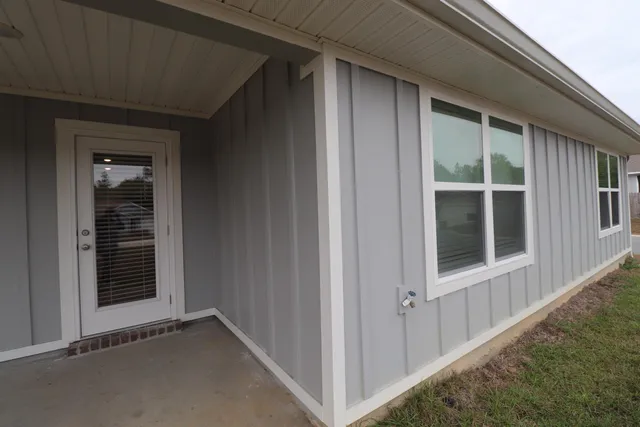 $2,300 | 3008 Jane Lane, Crestview, FL 32539