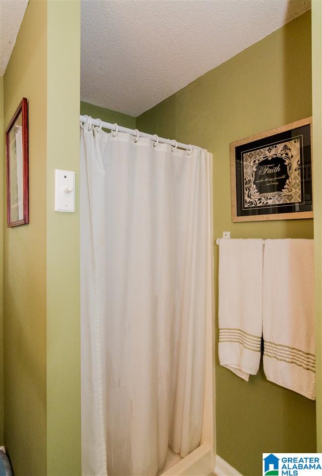 100 Spinnaker Lane Alabaster, AL 35007 - Photo 16 of 33