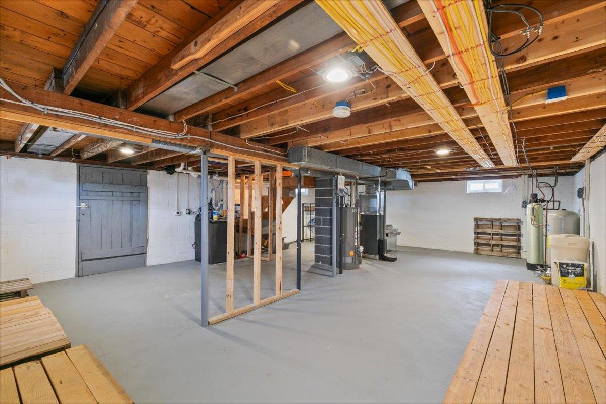 18 Old Road Plaistow, NH 03865 - Photo 25 of 29