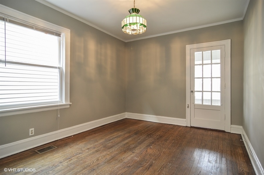 1109 Cleveland Street Evanston, IL 60202 - Photo 12 of 28