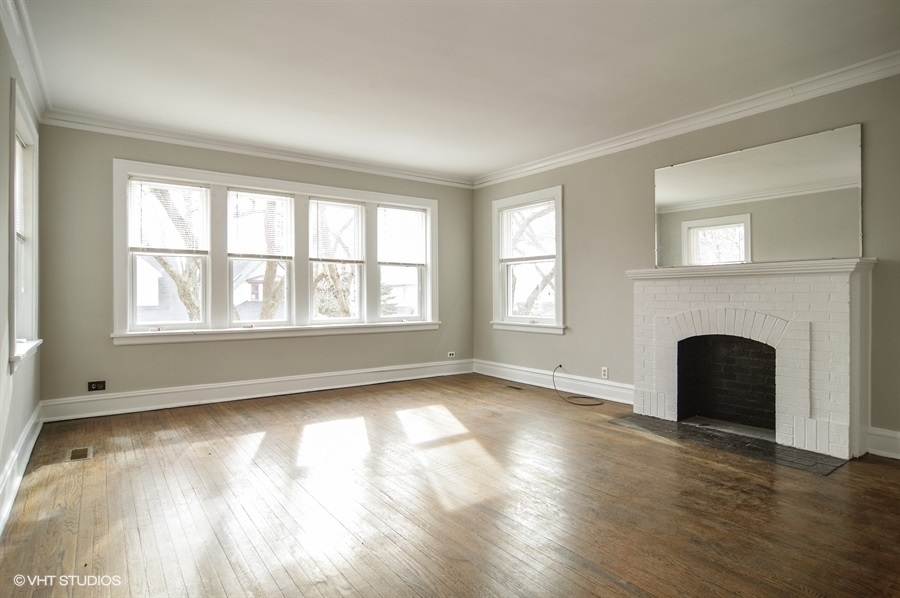1109 Cleveland Street Evanston, IL 60202 - Photo 3 of 28
