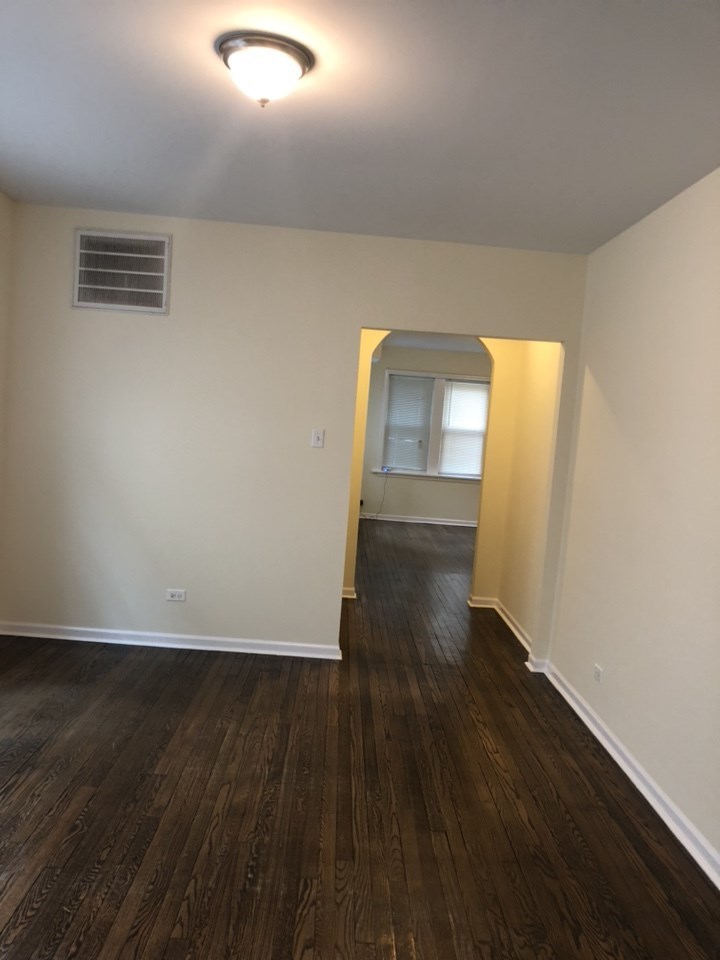 1109 Cleveland Street Evanston, IL 60202 - Photo 25 of 28