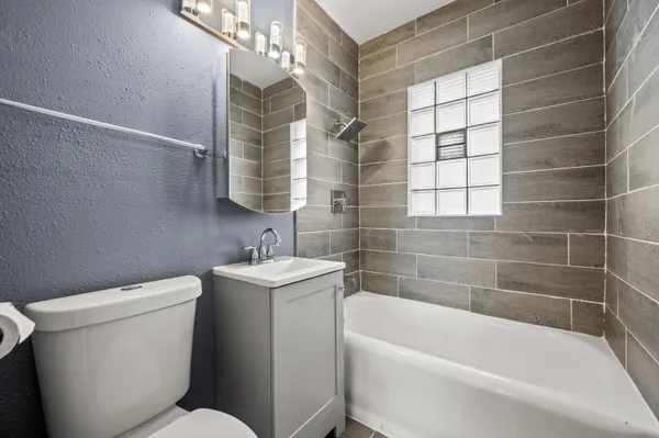 $279,900 | 6706 West Chambers Street, Milwaukee, WI 53210
